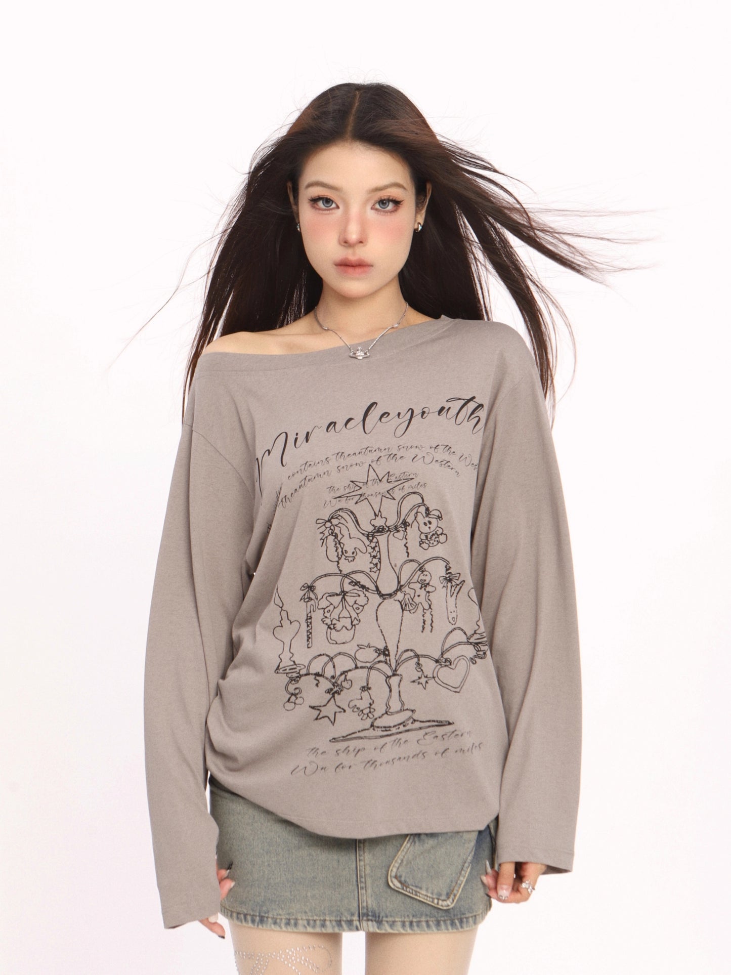 Graffiti off-the-shoulder T-shirt_N82063