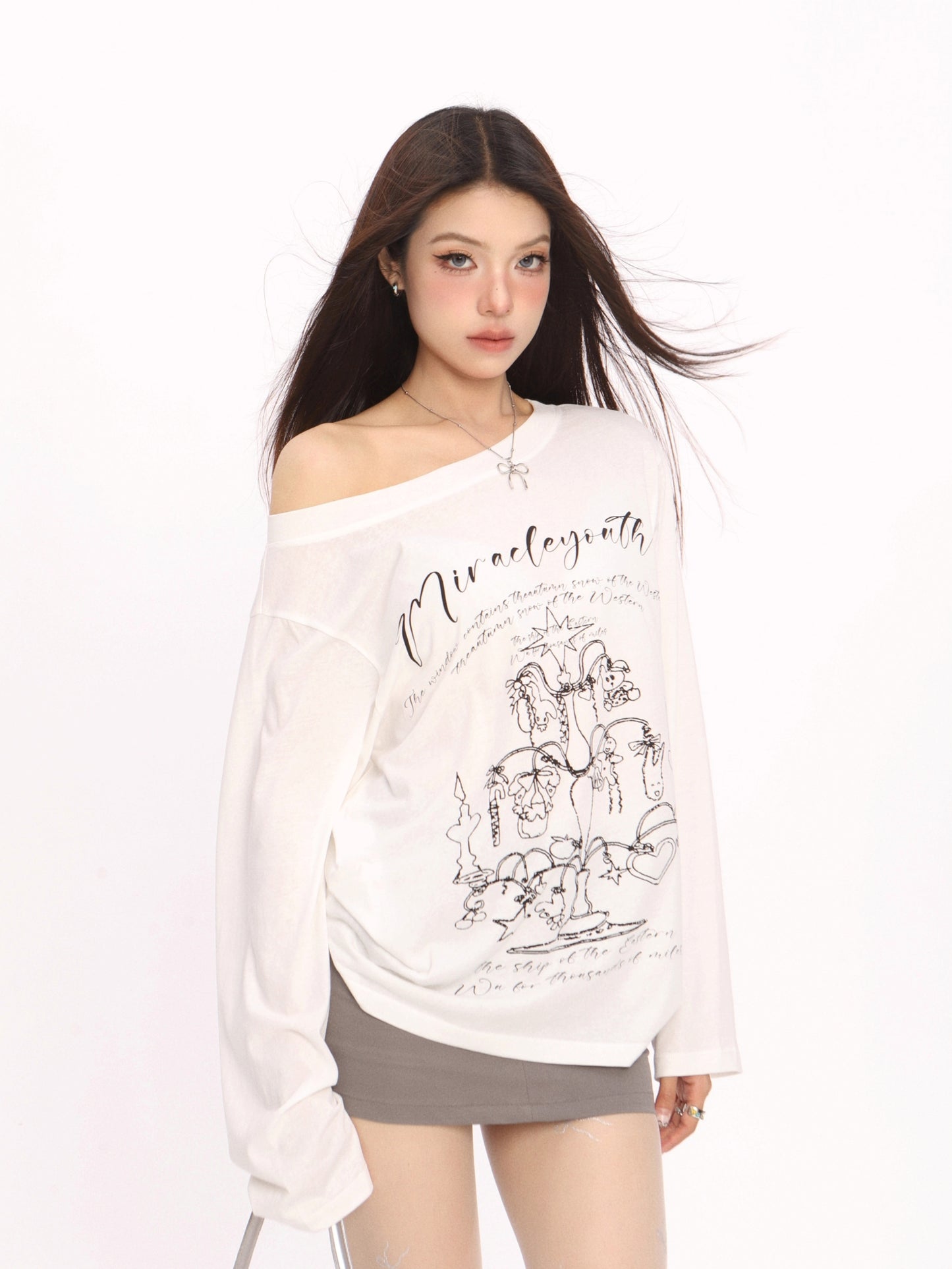 Graffiti off-the-shoulder T-shirt_N82063