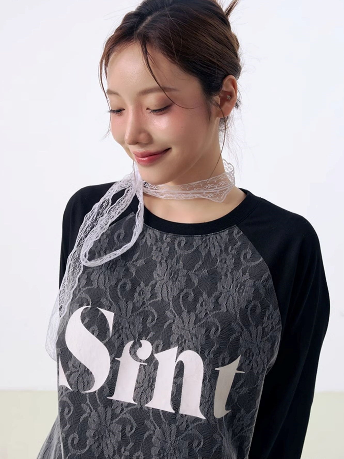 Lace stitching raglan long sleeve T-shirt_N82003