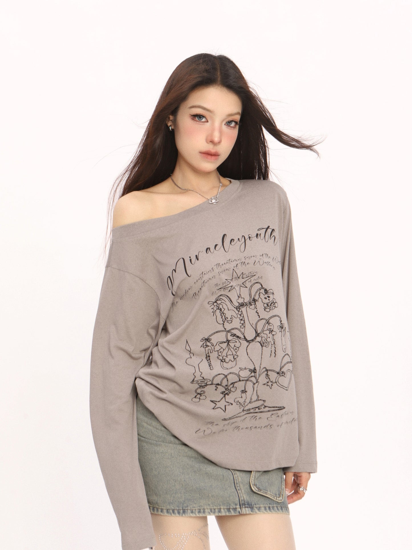 Graffiti off-the-shoulder T-shirt_N82063