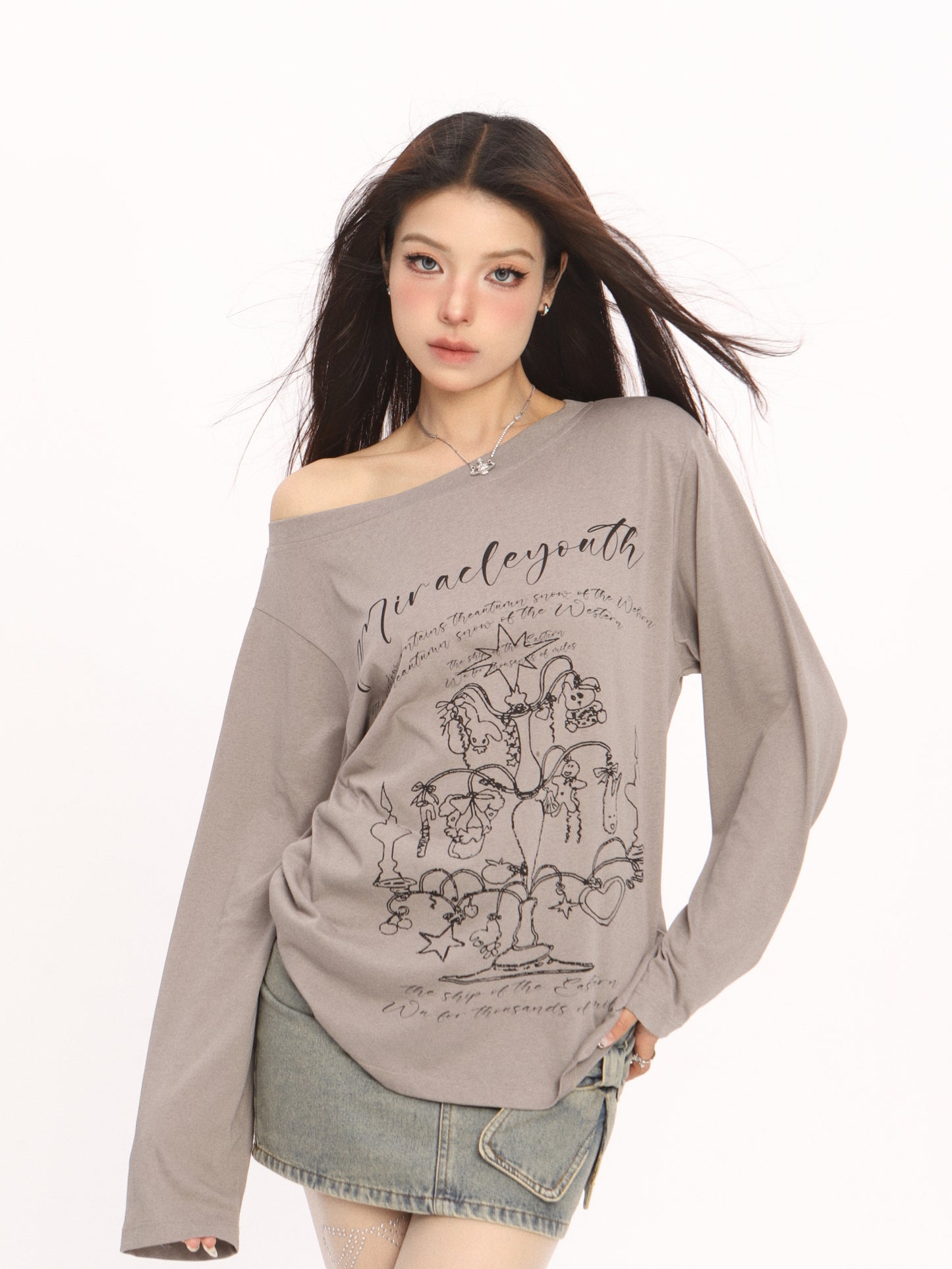 Graffiti off-the-shoulder T-shirt_N82063