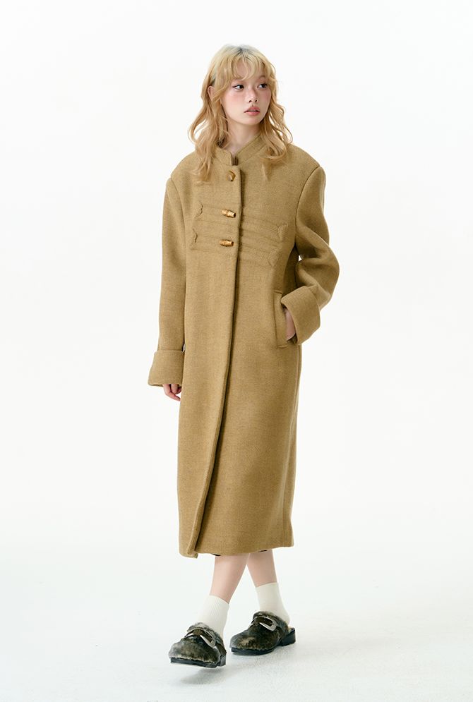 Bamboo buckle green and yellow coat