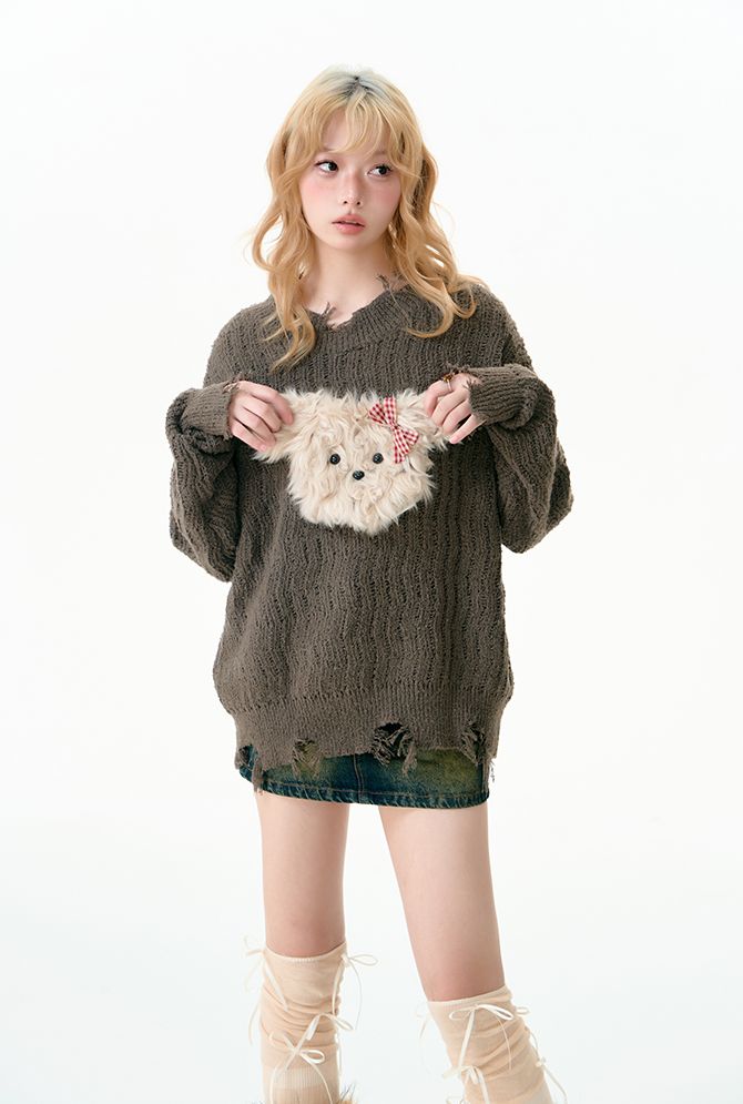 Puppy tear-off knit sweater