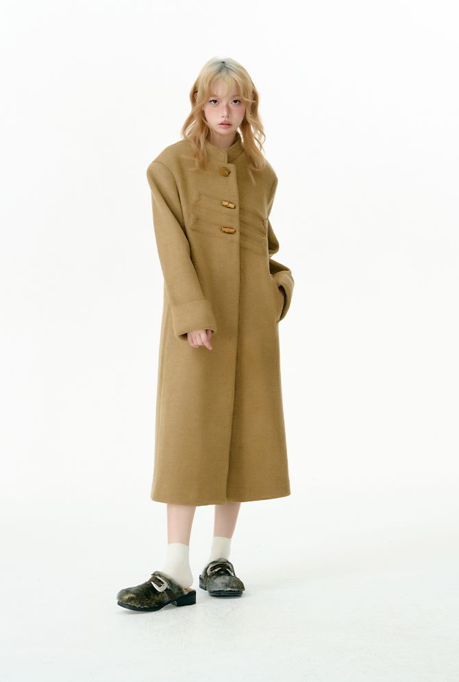 Bamboo buckle green and yellow coat