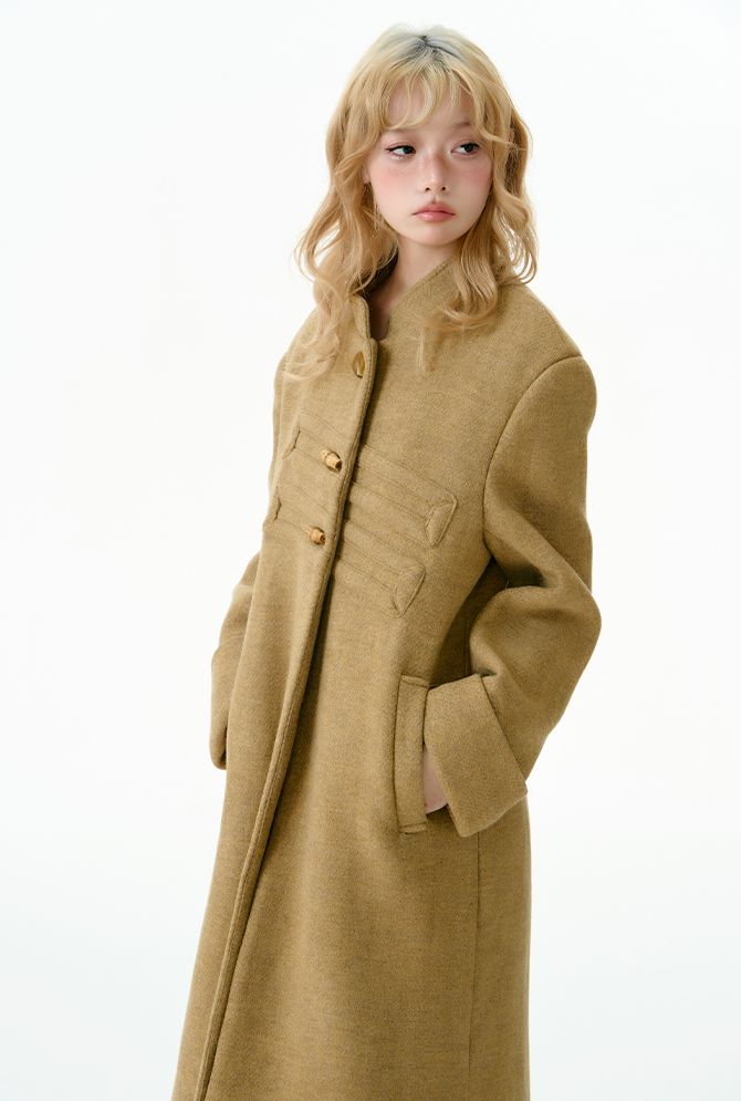 Bamboo buckle green and yellow coat