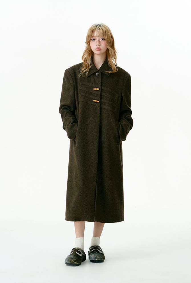 Bamboo buckle green and yellow coat