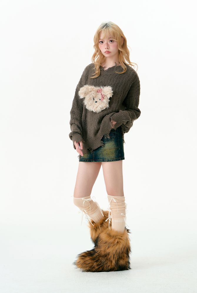 Puppy tear-off knit sweater