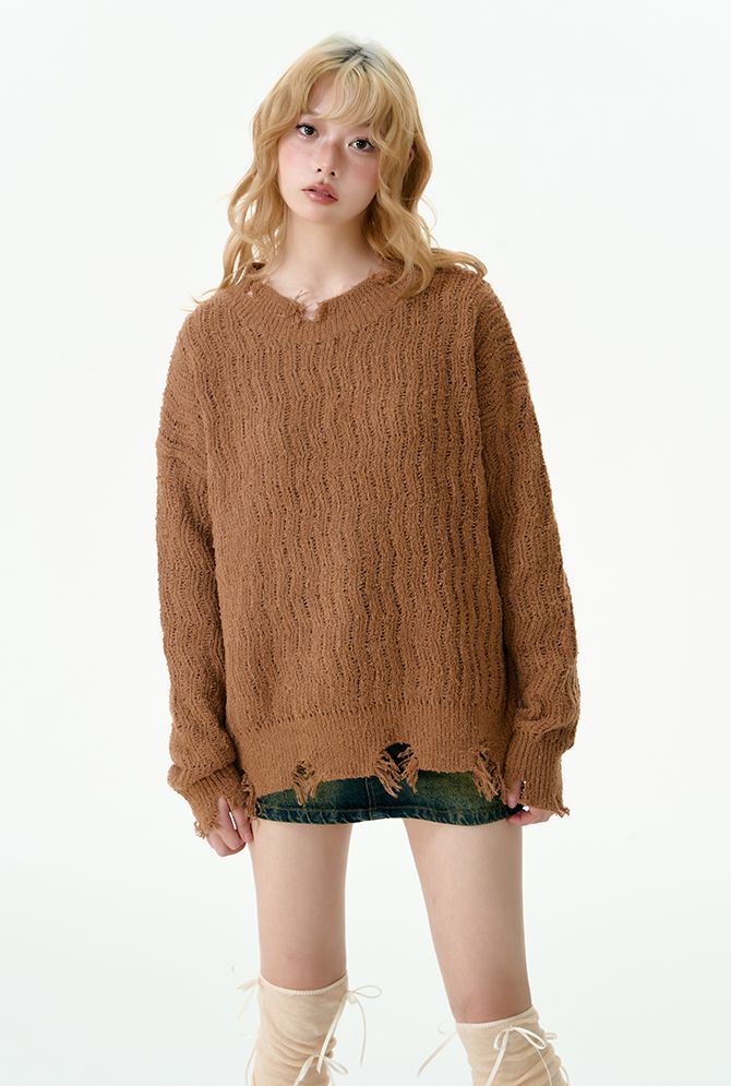 Puppy tear-off knit sweater