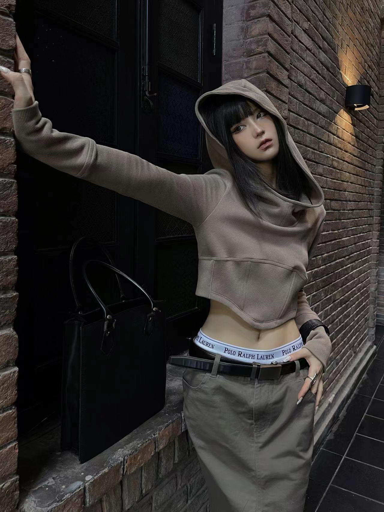 Split hooded top waist short pullover