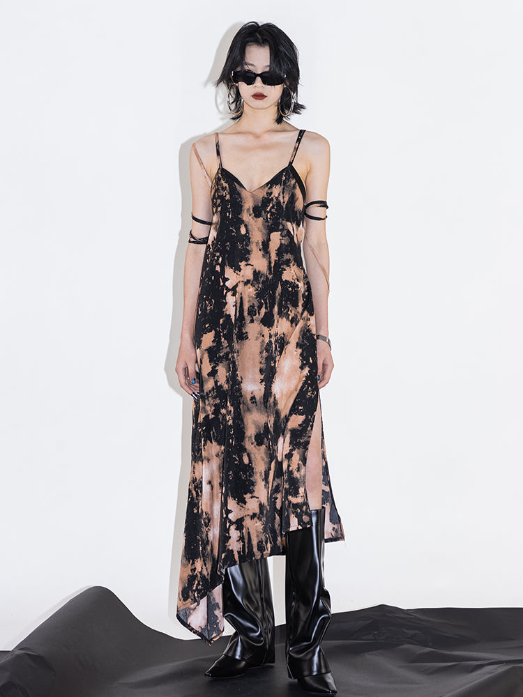 Suspender mid-length strapless dress