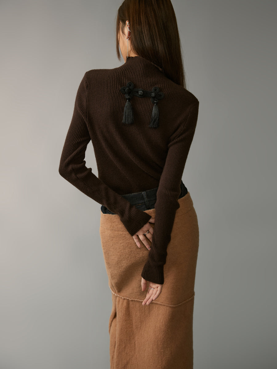 High-necked knitted hollow top