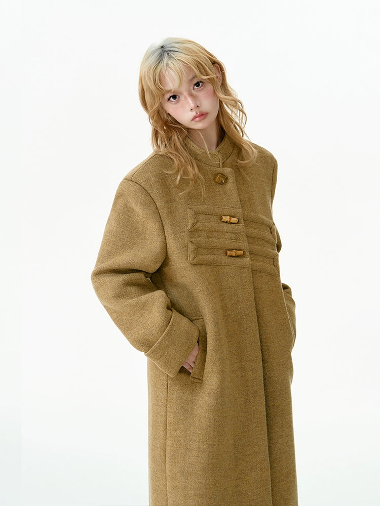 Bamboo buckle green and yellow coat