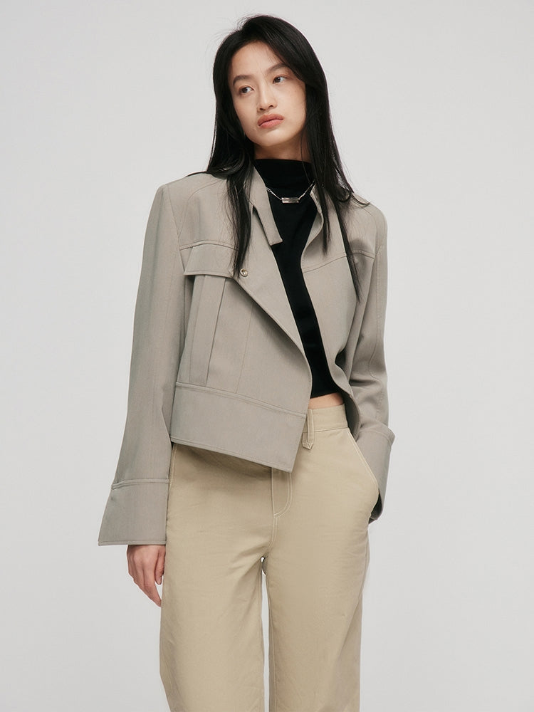 Three-dimensional stitching stand collar jacket