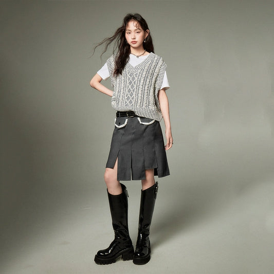 Irregular Pleated Short Skirt