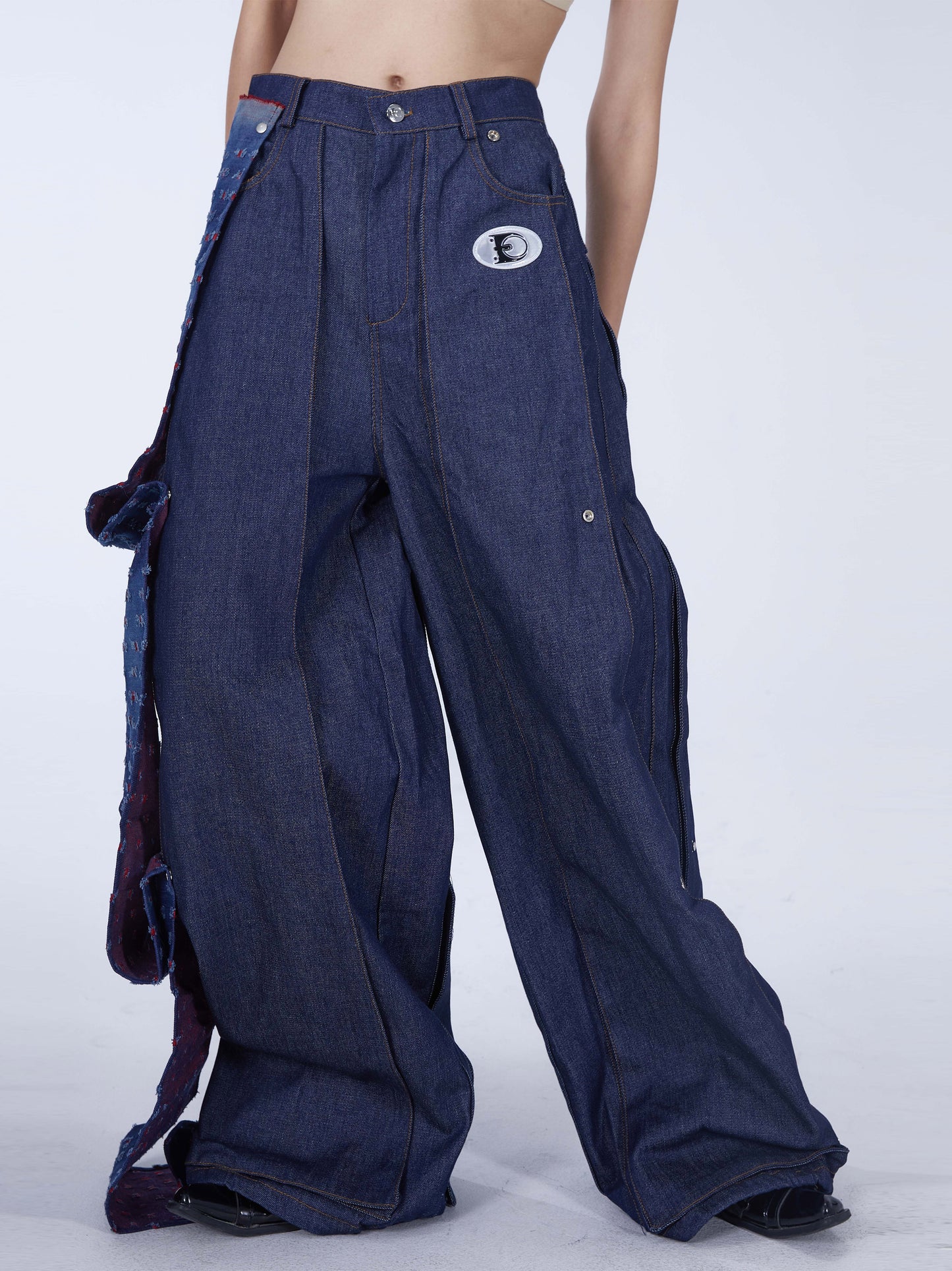 Multi-wear silhouette mopping pants